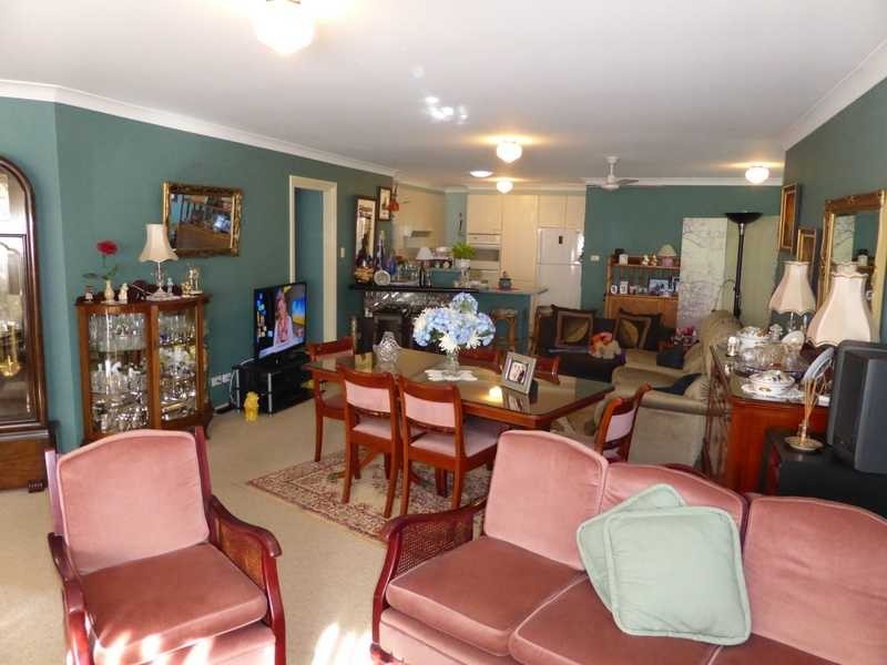 1/2 Wills Court, Forster NSW 2428
