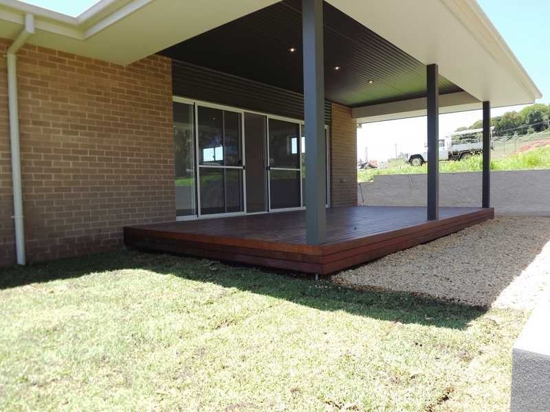 24 Isabella Parade, Forster NSW 2428