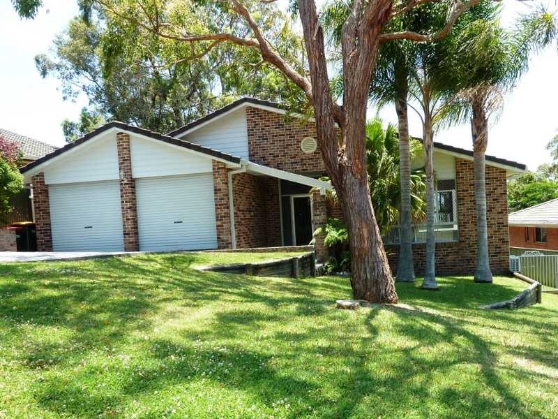 8 Zamia Place, Forster NSW 2428