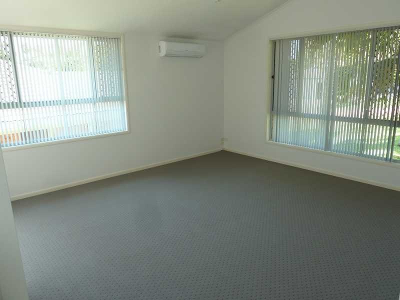 8 Zamia Place, Forster NSW 2428