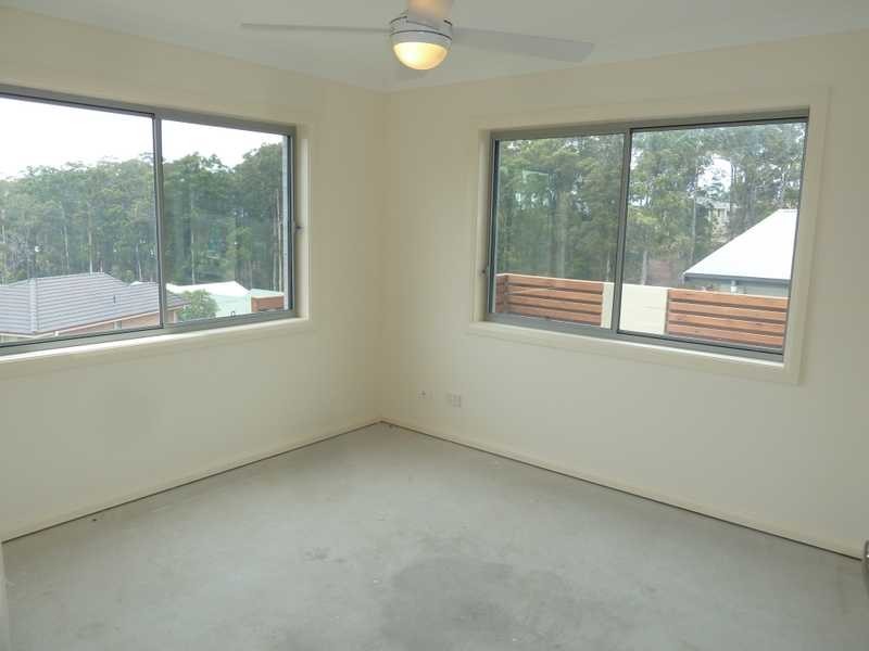 2/4 Illusions Court, Tallwoods Village NSW 2430