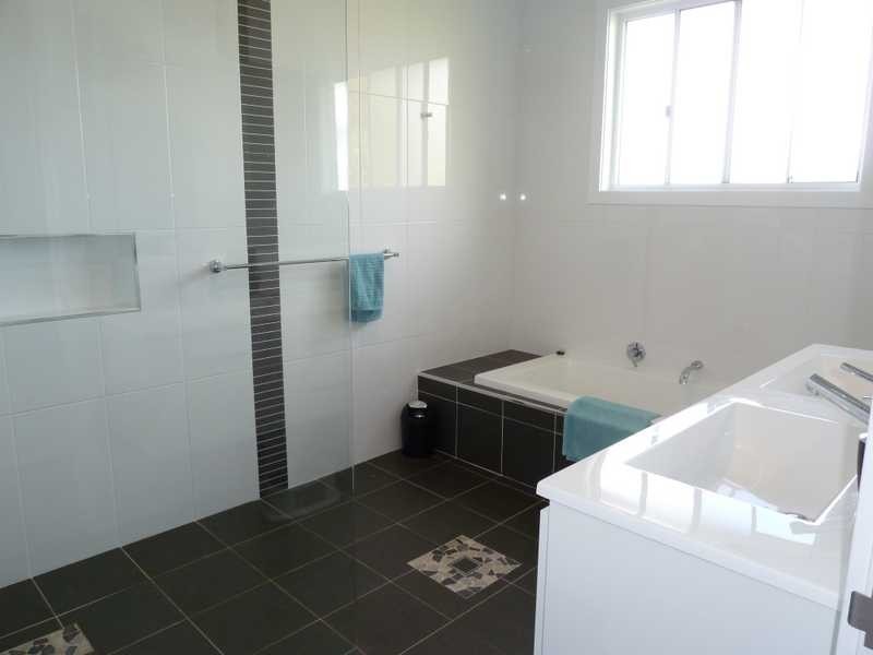 7 Bakara Court, Forster NSW 2428