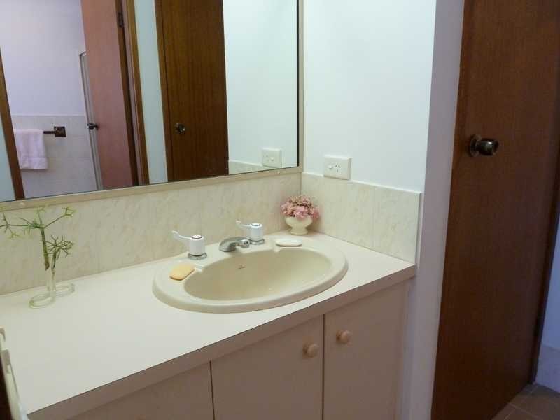 2/74 Hind Avenue, Forster NSW 2428