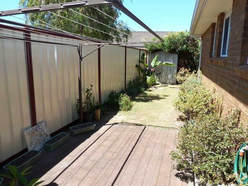 2/74 Hind Avenue, Forster NSW 2428