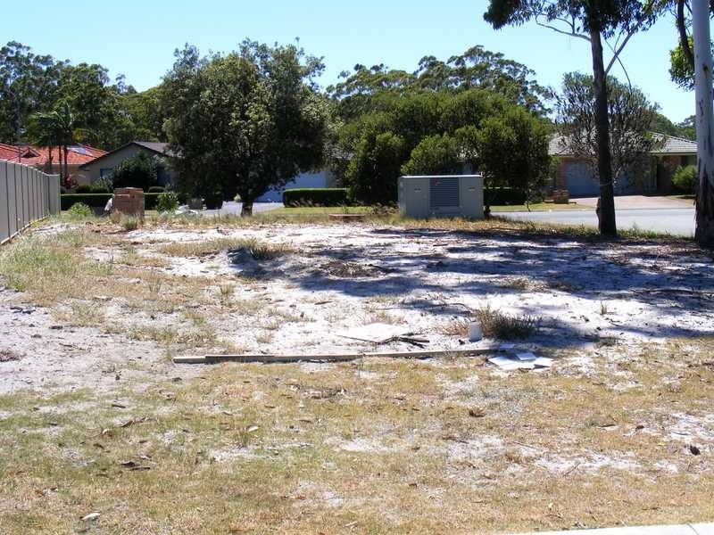 21 Massie Crescent, Tuncurry NSW 2428