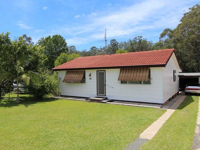 24 Clarkson Street, Nabiac NSW 2312