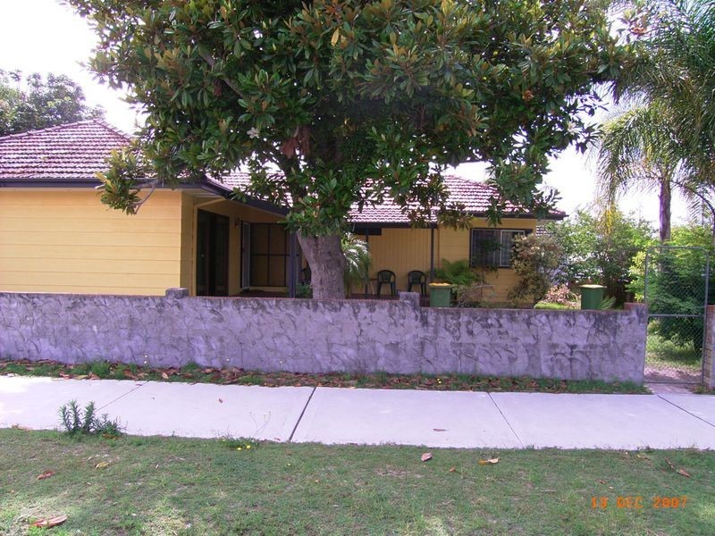 56 Macintosh Street, Forster NSW 2428