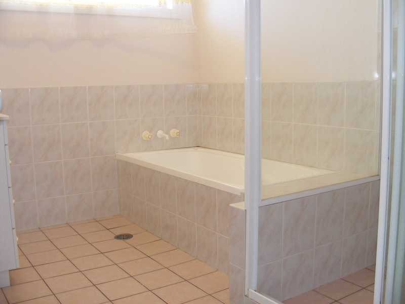 18/32 Parkway Grove, Tuncurry NSW 2428