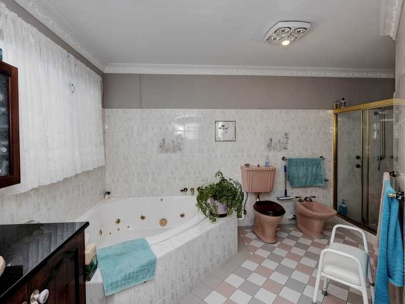 46 Churchill Road, Forster NSW 2428