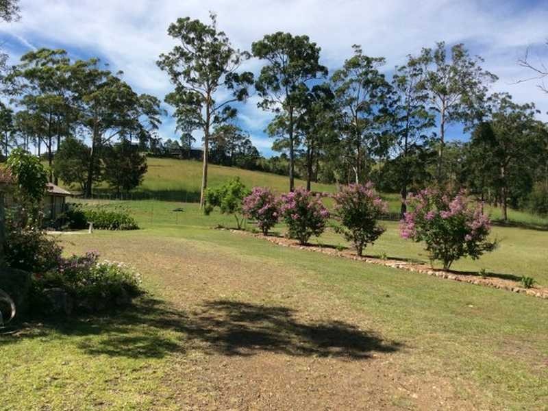 323 Blackhead Road, Hallidays Point NSW 2430
