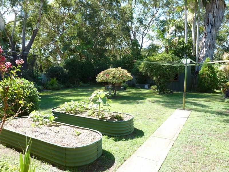 38 Hind Avenue, Forster NSW 2428