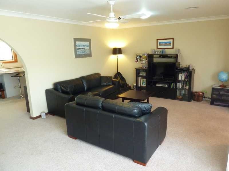 38 Hind Avenue, Forster NSW 2428