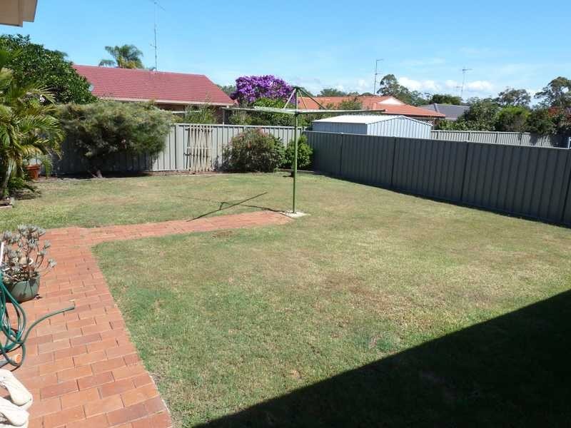 15 Woodward Place, Tuncurry NSW 2428