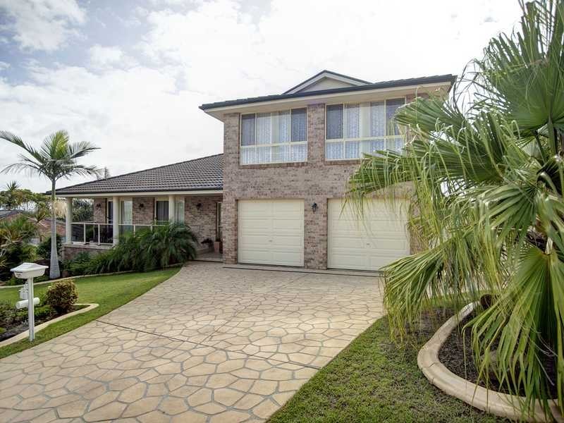 3 Royal Palm Place, Forster NSW 2428