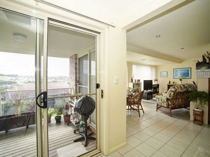 3 Royal Palm Place, Forster NSW 2428