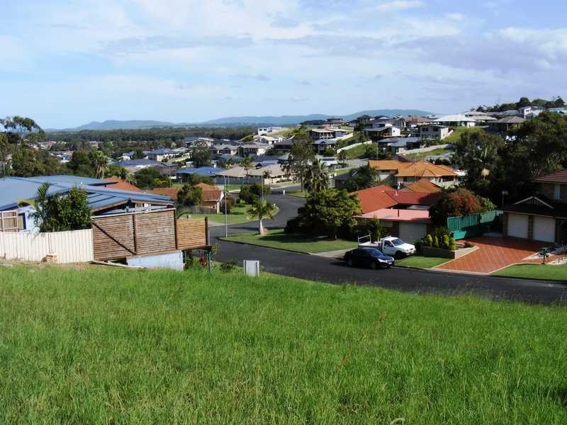 6 Blanch Place, Forster NSW 2428