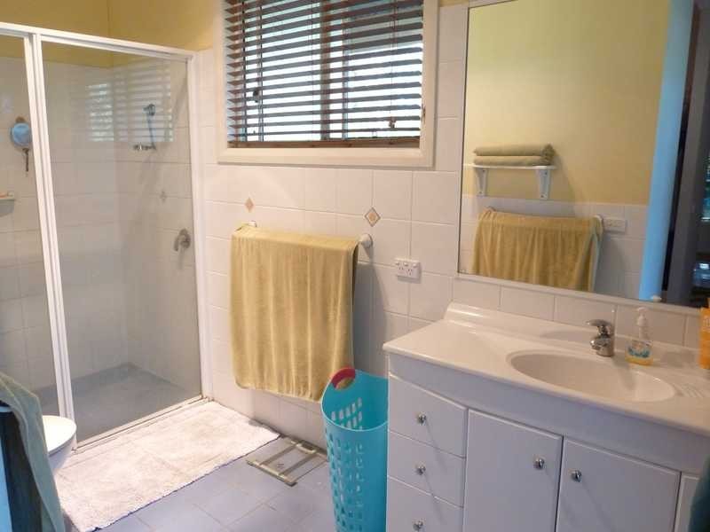 10 Federation Drive, Hallidays Point NSW 2430