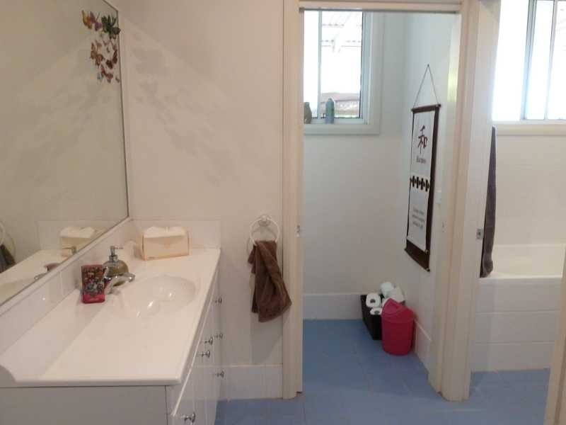 10 Federation Drive, Hallidays Point NSW 2430