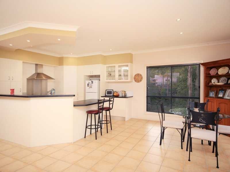 16 Windsor Street, Pacific Palms NSW 2428
