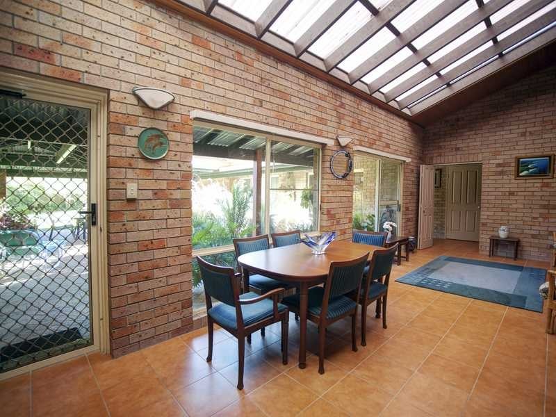27 Tulloch Road, Tuncurry NSW 2428