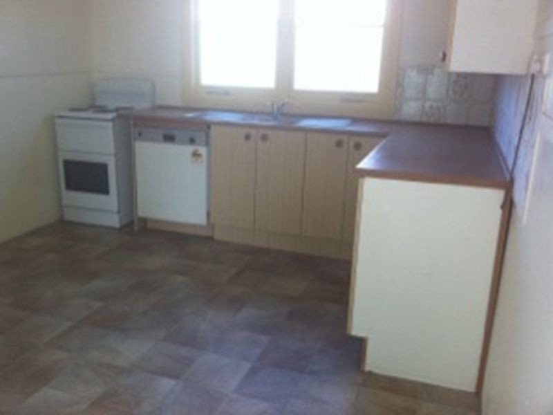 3/10 Douglas Avenue, Forster NSW 2428