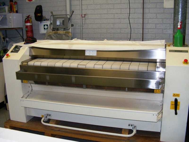 4/98 Manning Street ‘Tuncurry Washerteria’, Tuncurry NSW 2428