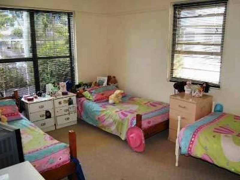 17 Robert Street, Forster NSW 2428