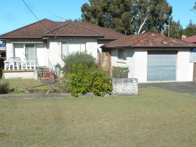 18 Middle Street, Forster NSW 2428