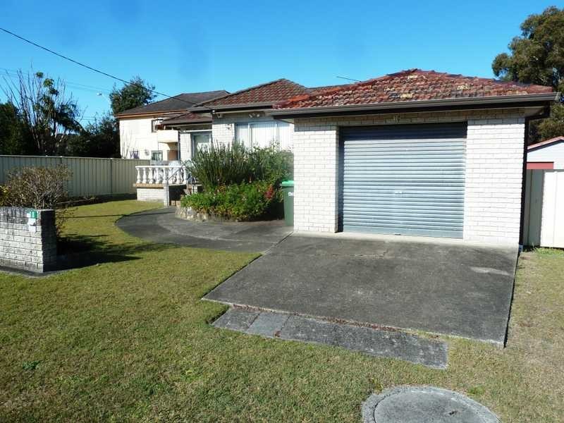 18 Middle Street, Forster NSW 2428