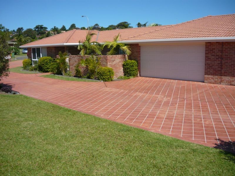 1/8 Wills Court, Forster NSW 2428