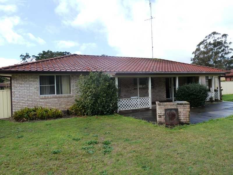 27 Goldens Road, Forster NSW 2428