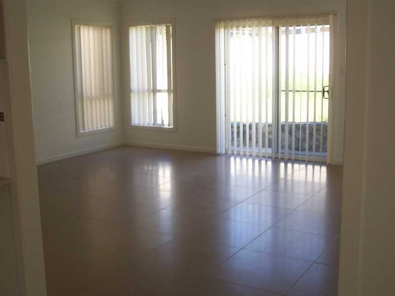 1/25 Sapphire Parade, Diamond Beach NSW 2430