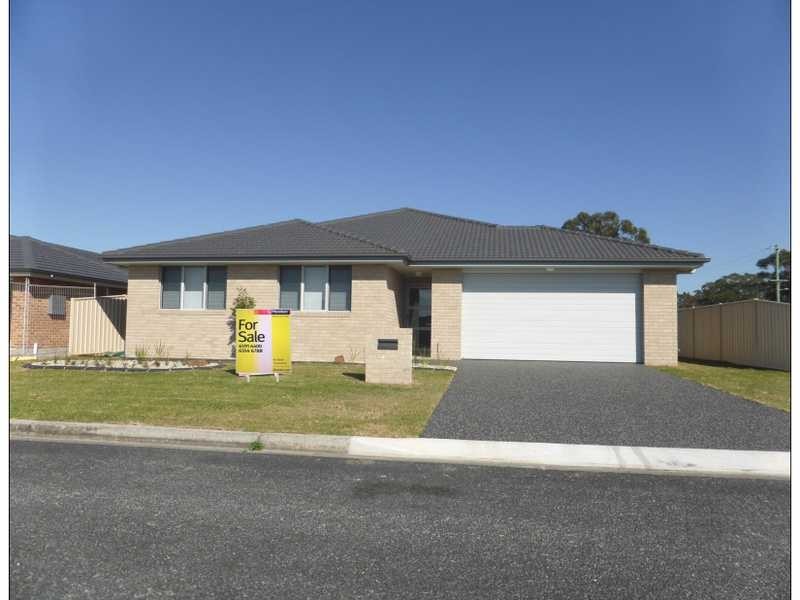 67 Grandis Drive, Tuncurry NSW 2428