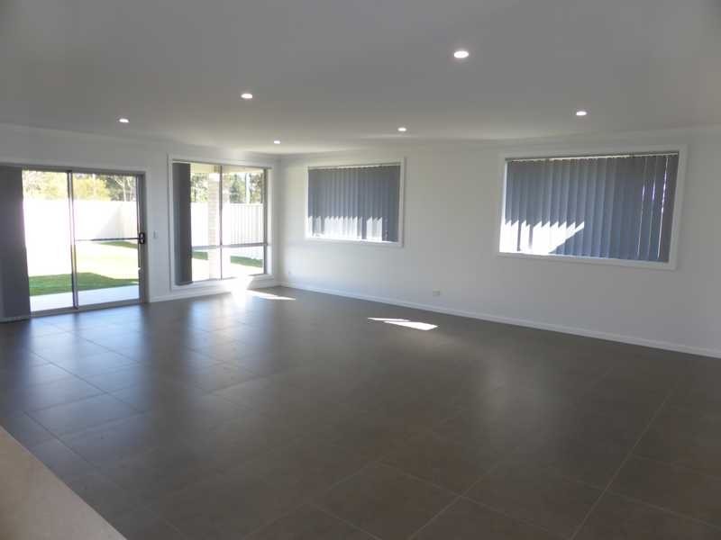 67 Grandis Drive, Tuncurry NSW 2428