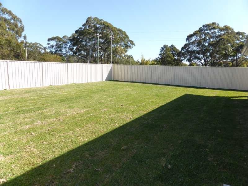 67 Grandis Drive, Tuncurry NSW 2428