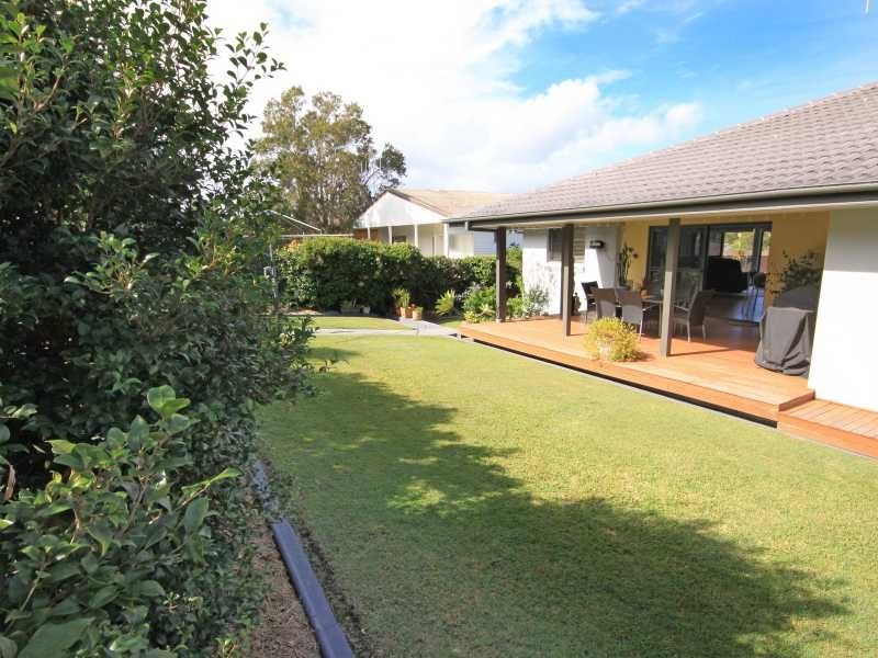 5 Gleeson Avenue, Forster NSW 2428