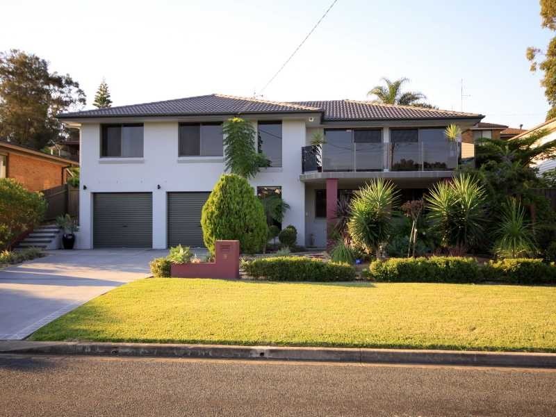5 Gleeson Avenue, Forster NSW 2428