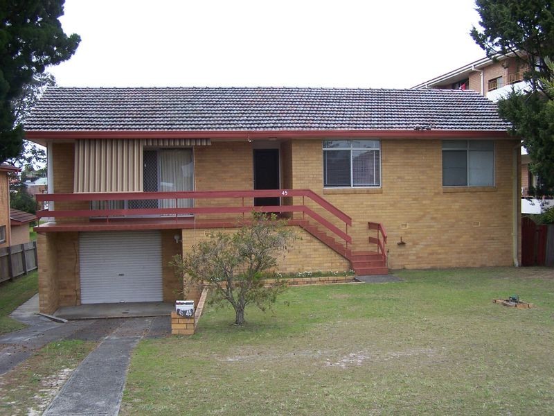 45 Bent Street, Tuncurry NSW 2428
