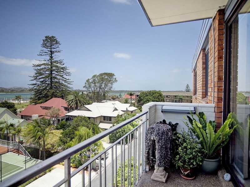 44/3-7 Peel Street ‘Amaroo’, Tuncurry NSW 2428