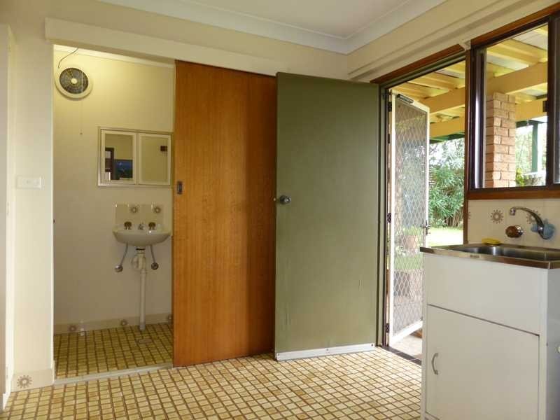 18 Lakeview Crescent, Forster NSW 2428