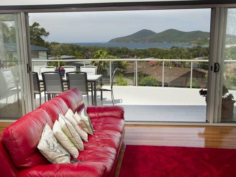 2 Margot Crescent, Forster NSW 2428