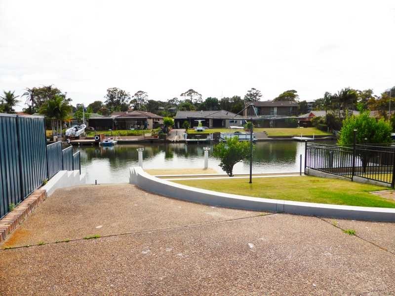 10 Roebuck Key, Forster NSW 2428
