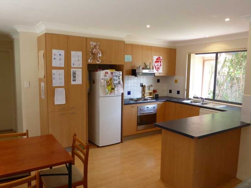 2/34 Surfview Avenue, Forster NSW 2428