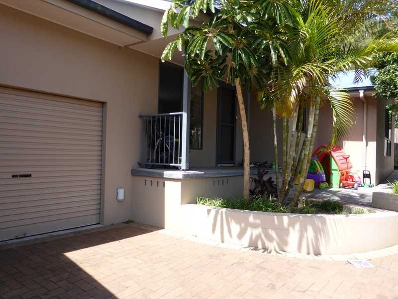 2/34 Surfview Avenue, Forster NSW 2428