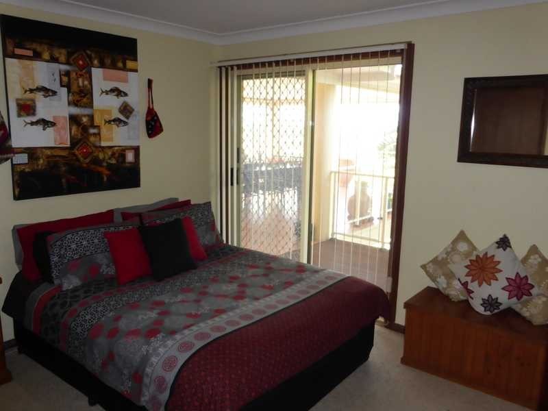 41 Belton Way, Forster NSW 2428