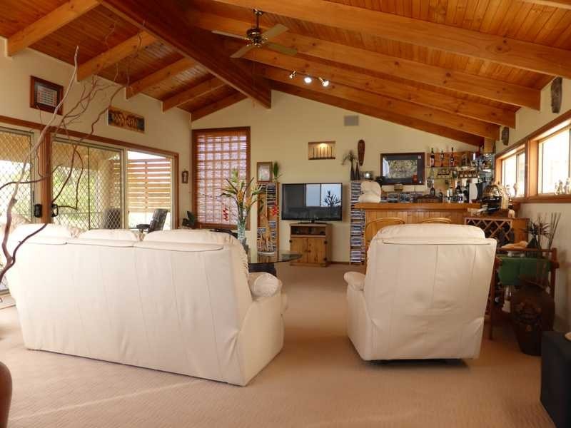 41 Belton Way, Forster NSW 2428