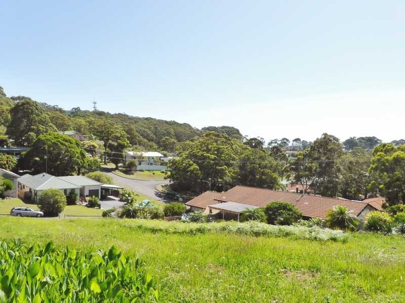 5 Avon Place, Forster NSW 2428