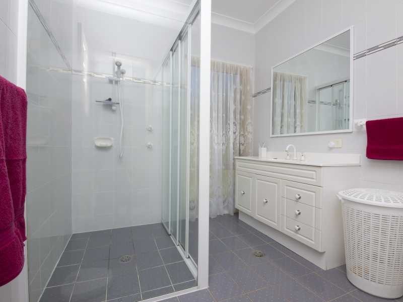 6 Roseville Close, Forster NSW 2428