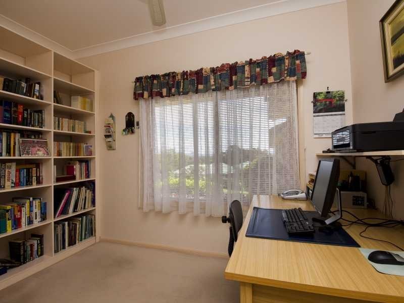 6 Roseville Close, Forster NSW 2428