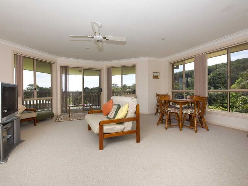 6 Roseville Close, Forster NSW 2428